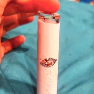 Wet n wild new rounded tip lipstick